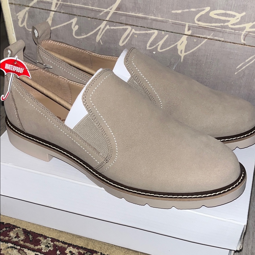 Blondo Women's Waterproof Loafers - Beige